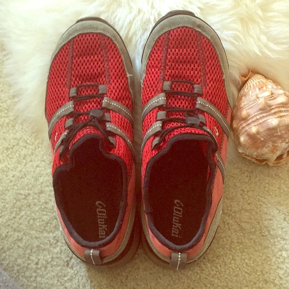 olukai mens water shoes